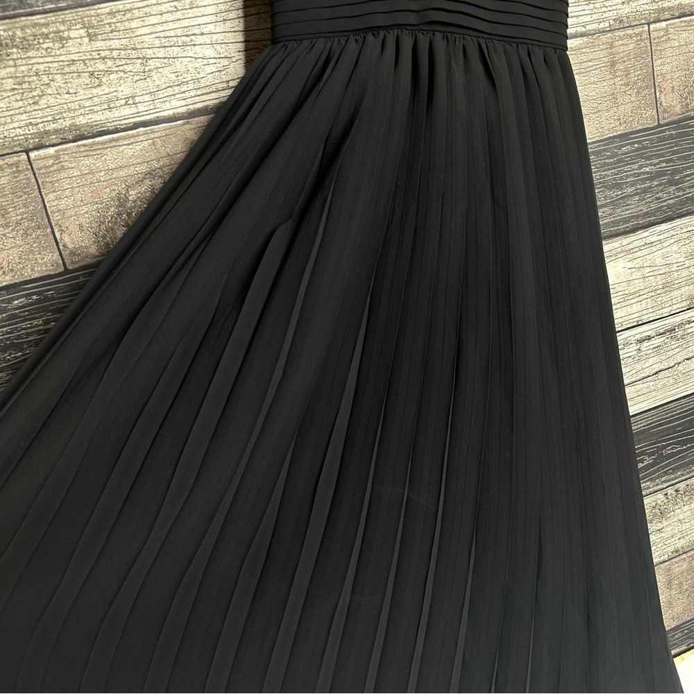 Lulus Dress Size Small Love Me To The Moon Black Pleated Midi Little Black - Picture 8 of 9